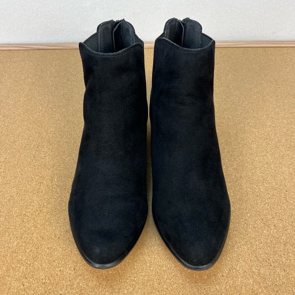 Esprit Womens Chelsea Black Boot Tiffany Faux Suede Booties Size 9M Classic READ - Picture 6 of 13